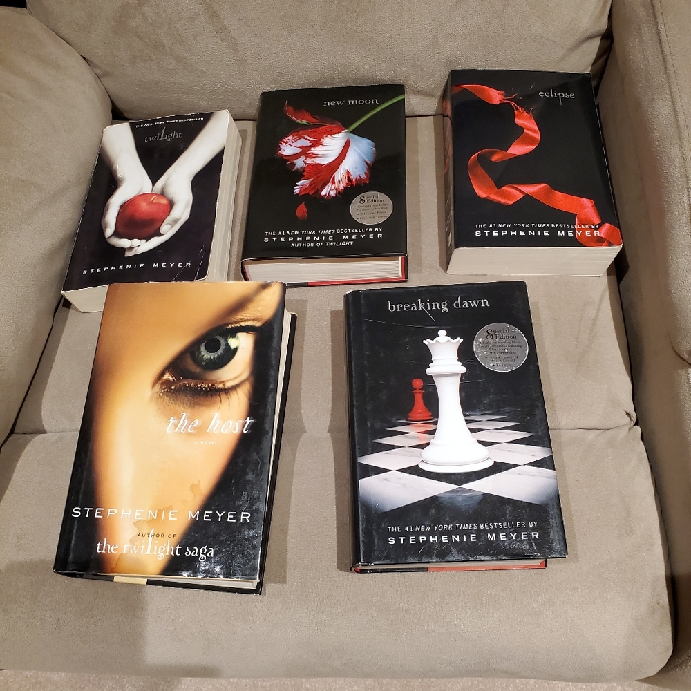 Twilight books